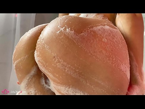 ❤️ Brineta masturbira macu vibratorom do intenzivnog orgazma pod tušem ❤ Jebeni video kod nas hr.kutjeporno.ru